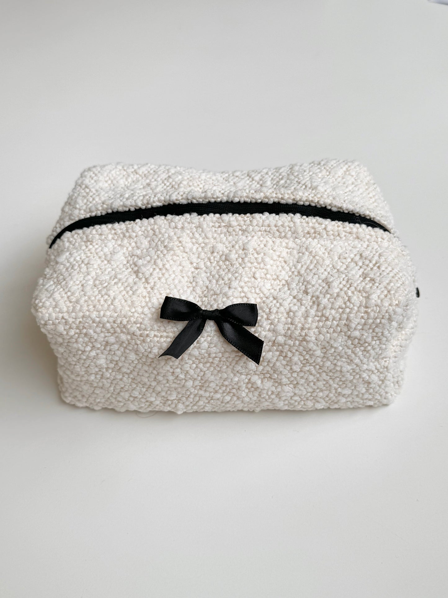 Ribbon Bouclé Beauty Bag Ivory