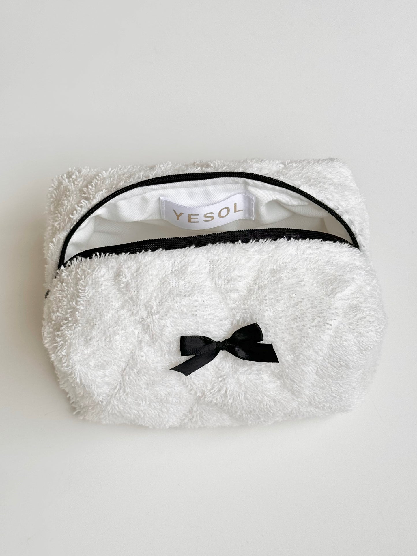 Ribbon Cotton Terry Beauty Bag Off-white