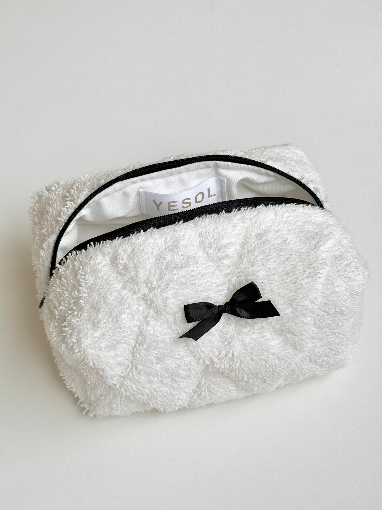 Ribbon Cotton Terry Beauty Bag Off-white