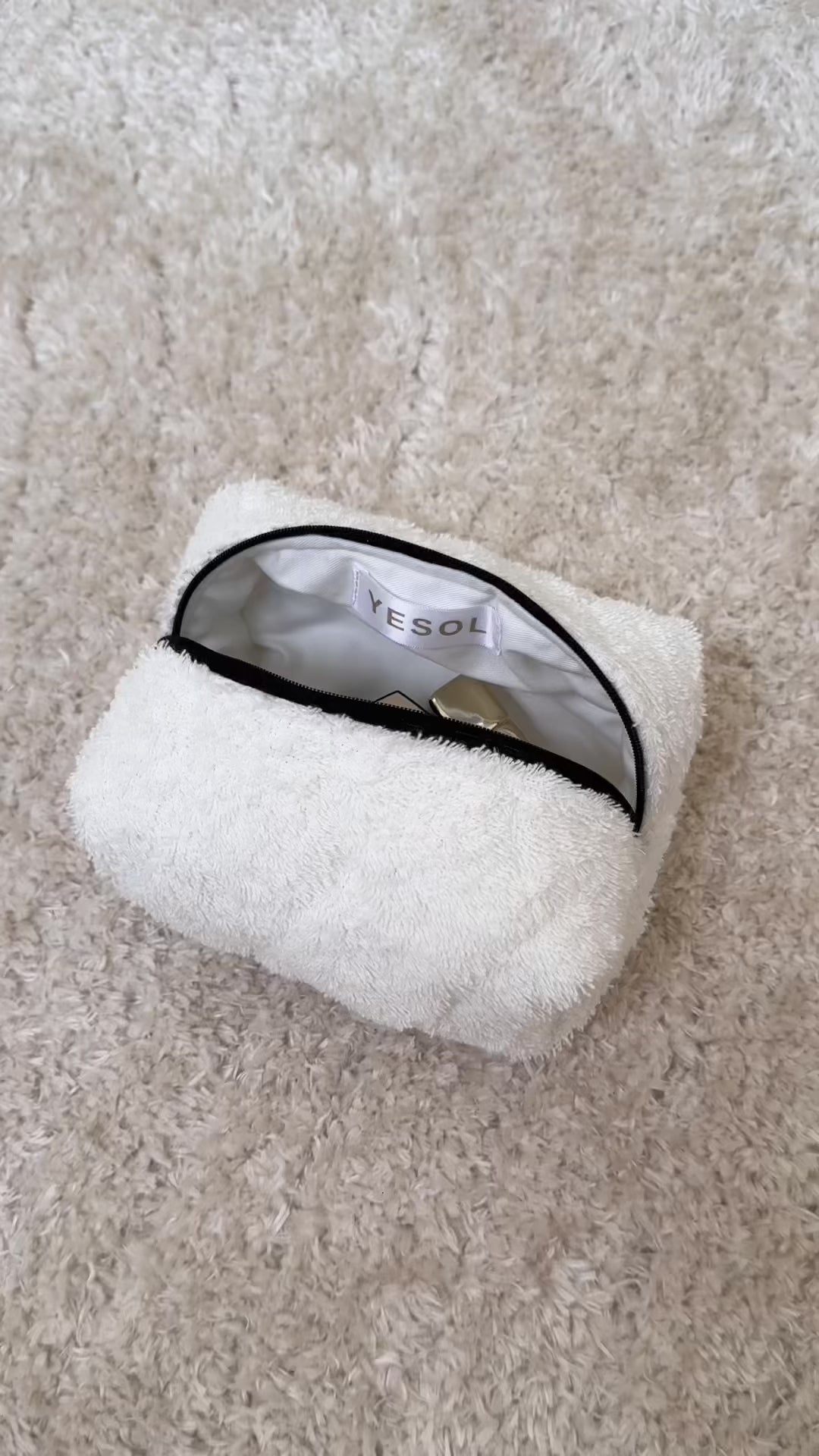 cotton terry beauty bag off-white