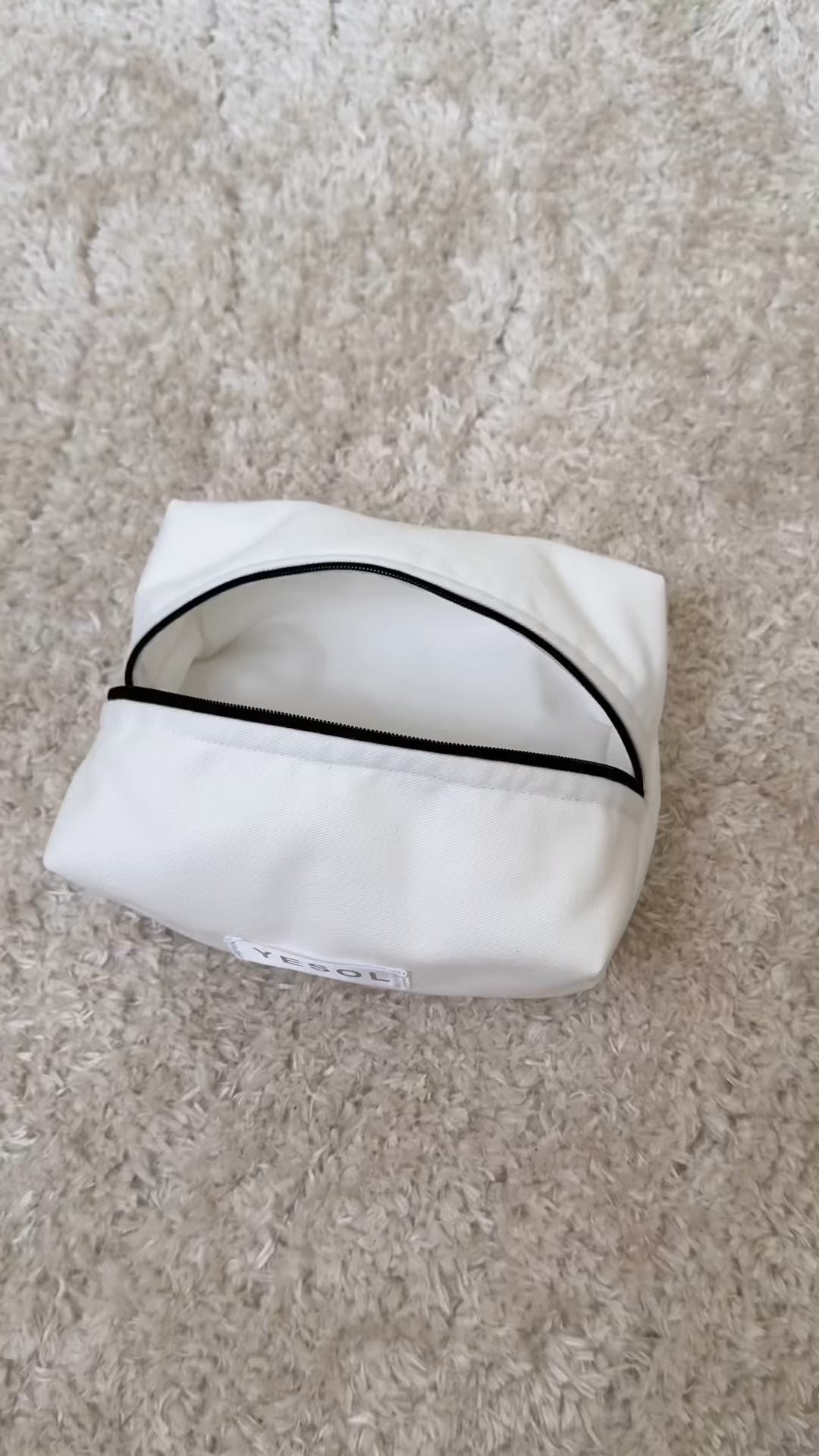 cotton beauty bag off-white